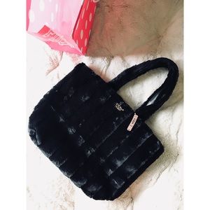 💗 Victoria’s Secret Faux Fur Tote Bag 💗